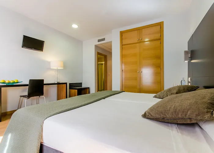 Otel Yit Alcover 2*