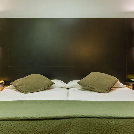 Отель Yit Alcover