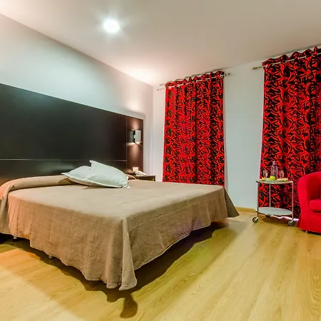 Yit Alcover 2* Гранада