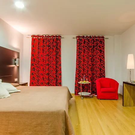 Yit Alcover Отель